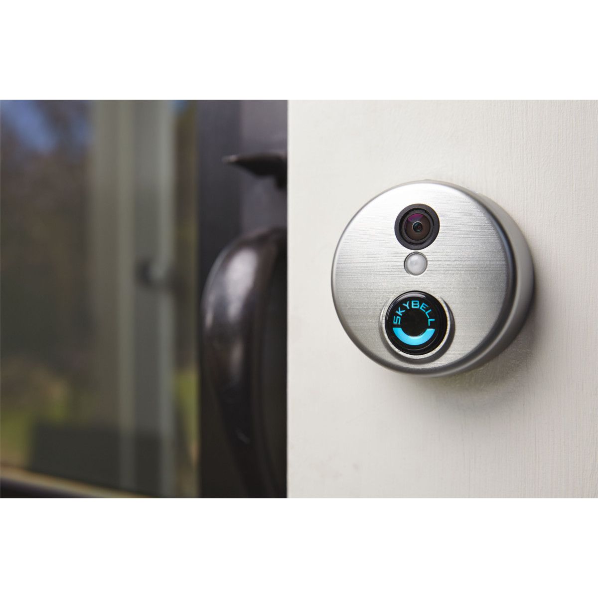 SkyBell Wi-Fi Video Doorbell Version 2.0 Classic | Silver