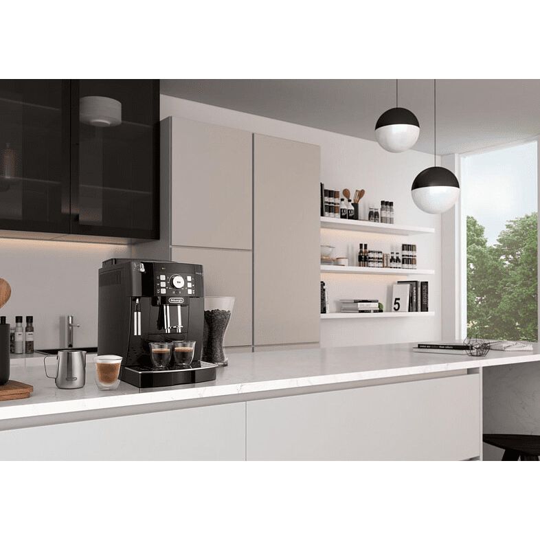 DeLonghi | Magnifica Fully Automated Coffee Machine | Black-S Ecam 21.116.B