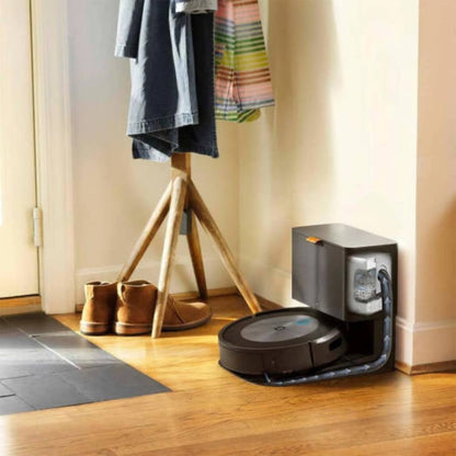 iRobot Roomba J7 Robot Vacuum Cleaner | J715030